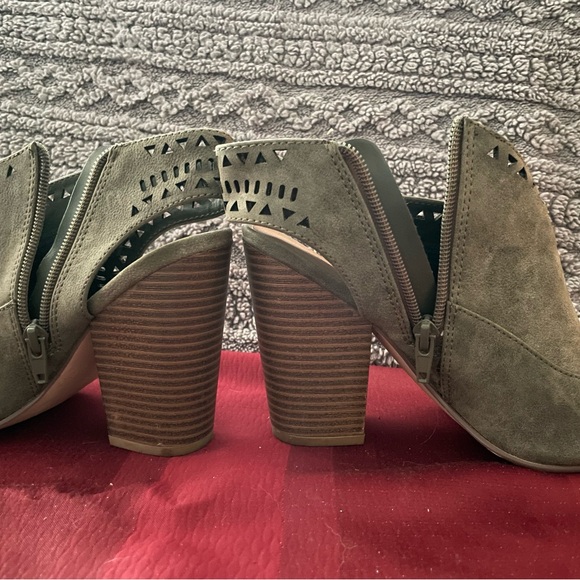 Indigo Rd. Women's Open Toe Heels - Picture 2 of 4